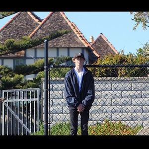 Meet your Posher, Basey